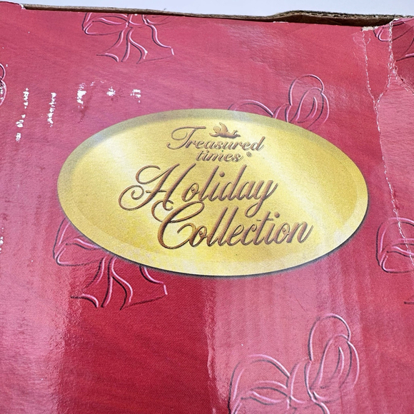 Porcelain Cottage Tea light Holder- Treasured Times Holiday Collection - Picture 7 of 7